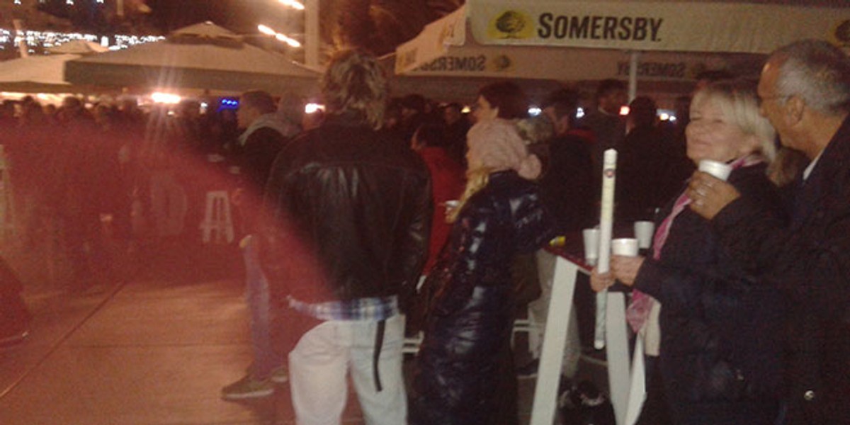 UŽIVO S KUĆICA: Karaoke na Pjaci su pun pogodak!