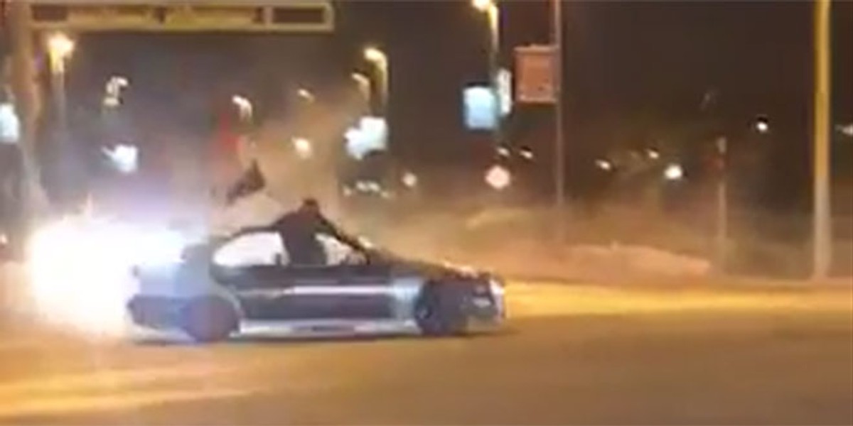 VIDEO: Pogledajte ludu vožnju svatova na križanju Vukovarske i Lovrinačke ulice