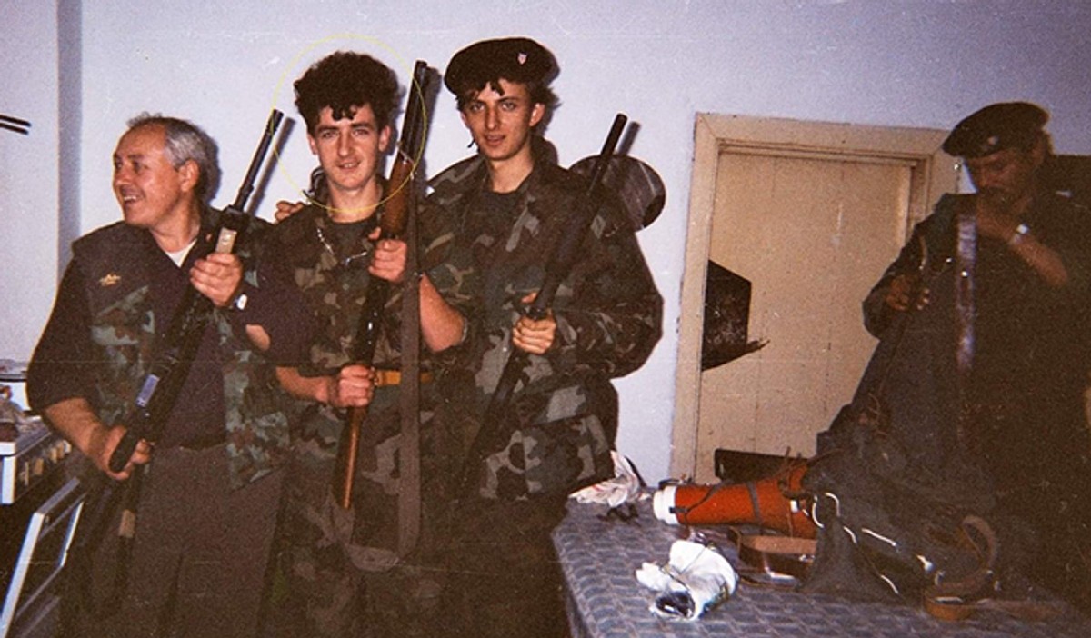 METLE ZAMIJENILI PUŠKAMA Neispričana priča o dvojici mladića koji su poginuli u Štafeti smrti, bili su gotovo tinejdžeri