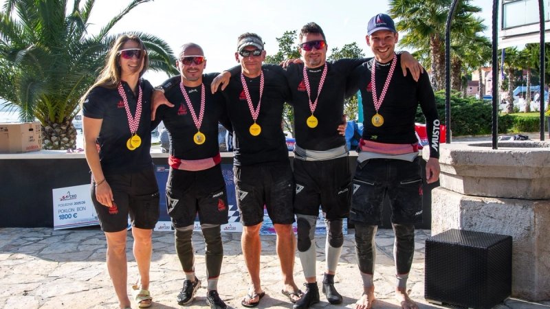 MELGES 24 OTVORENO PRVENSTVO HRVATSKE Ante Ćesić i posada na Melgesu Razjaren obranili titulu prvaka Hrvatske