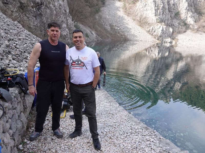 Zaron u Modro jezero