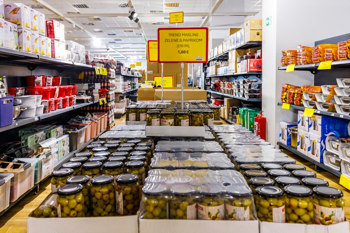 Ludilo u Kaštelima! U poznati outlet stigli vrhunski televizori - nećete vjerovati koliko koštaju! Evo što je još na brutalnoj akciji