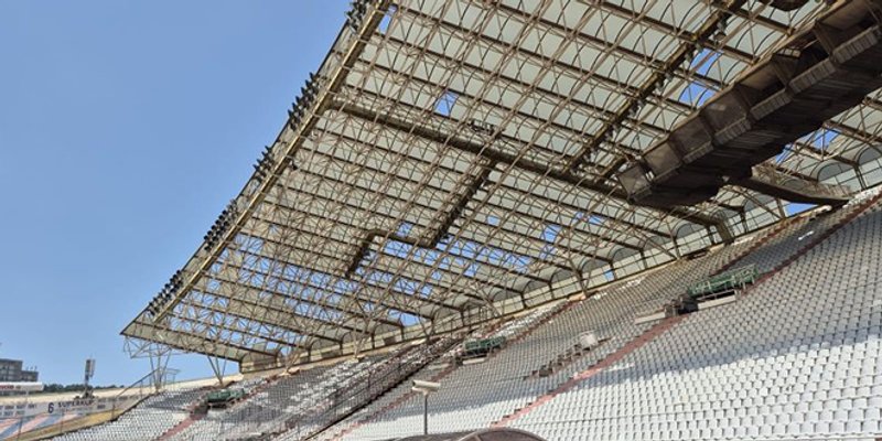 Na krovu Poljuda pronađena tromblonska mina zaostala iz Domovinskog rata! Brzo je deaktivirana