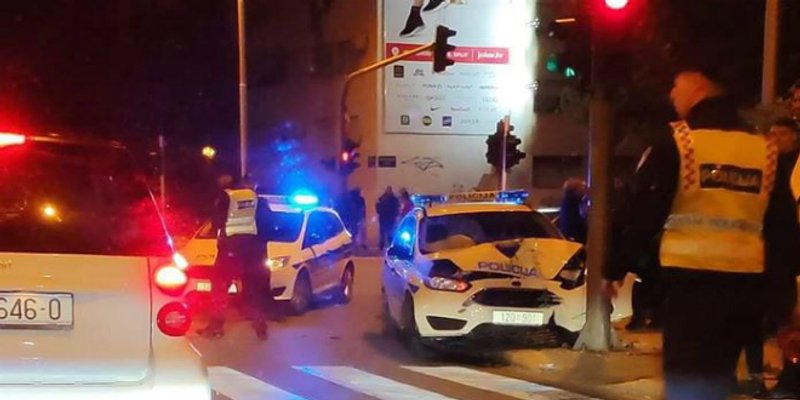 NOĆAS U SPLITU Policijsko auto se zabilo u stup, žena otrčala pomoći i zaboravila potegnuti ručnu. Njezin BMW se zabio u zid