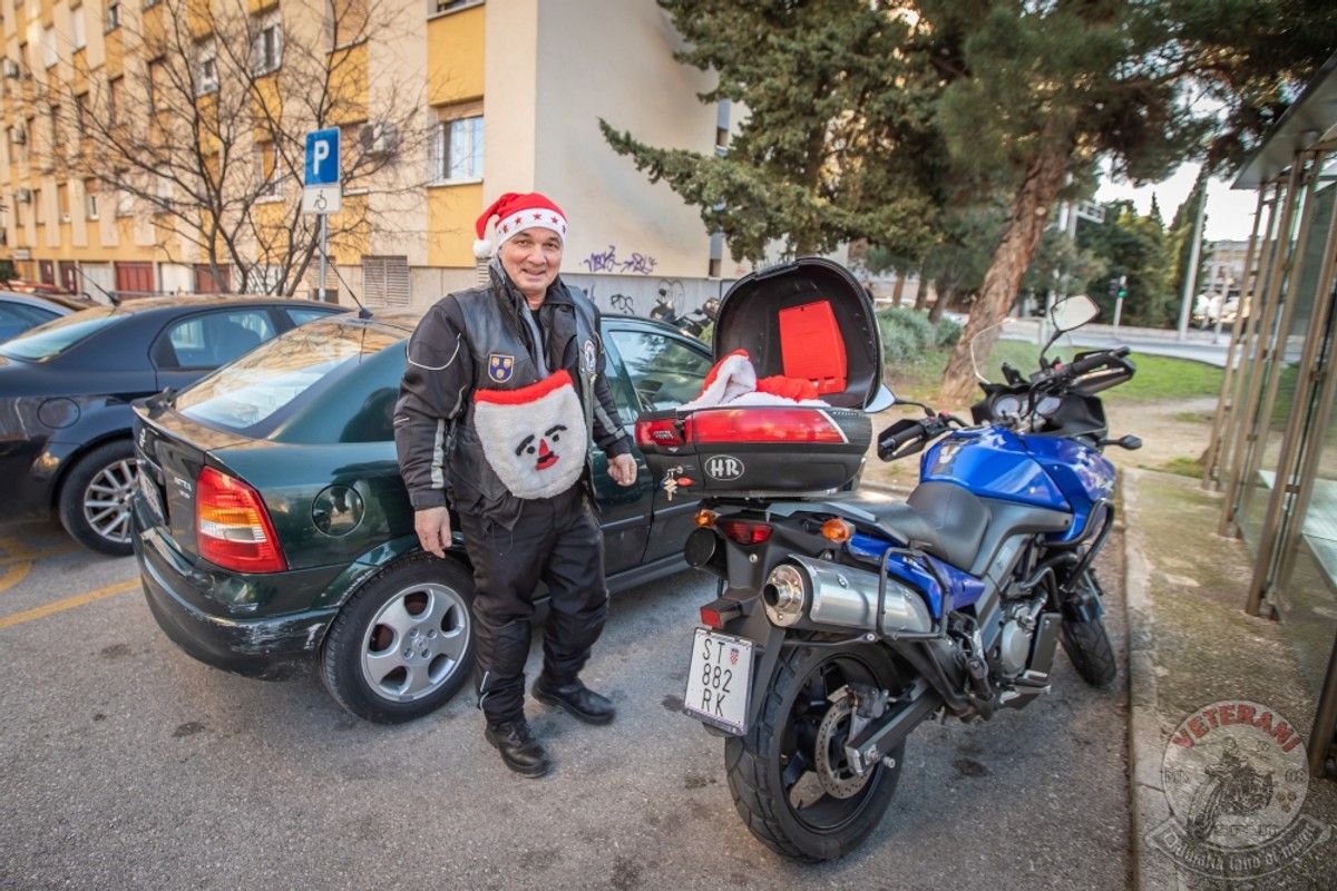 Božićno-novogodišnja akcija | Foto: Josip Kevrić