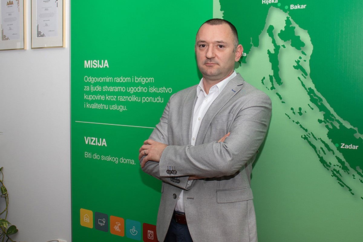 Bolje je biti ratnik u vrtu, nego vrtlar u ratu