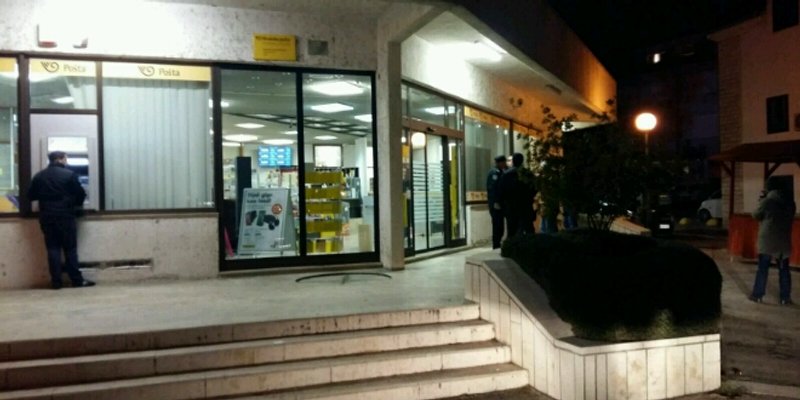 Opljačkana pošta u Solinu!