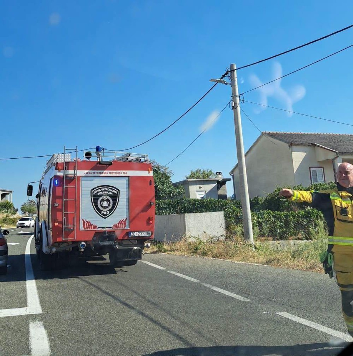 Zračne snage gase požar kraj Zadra