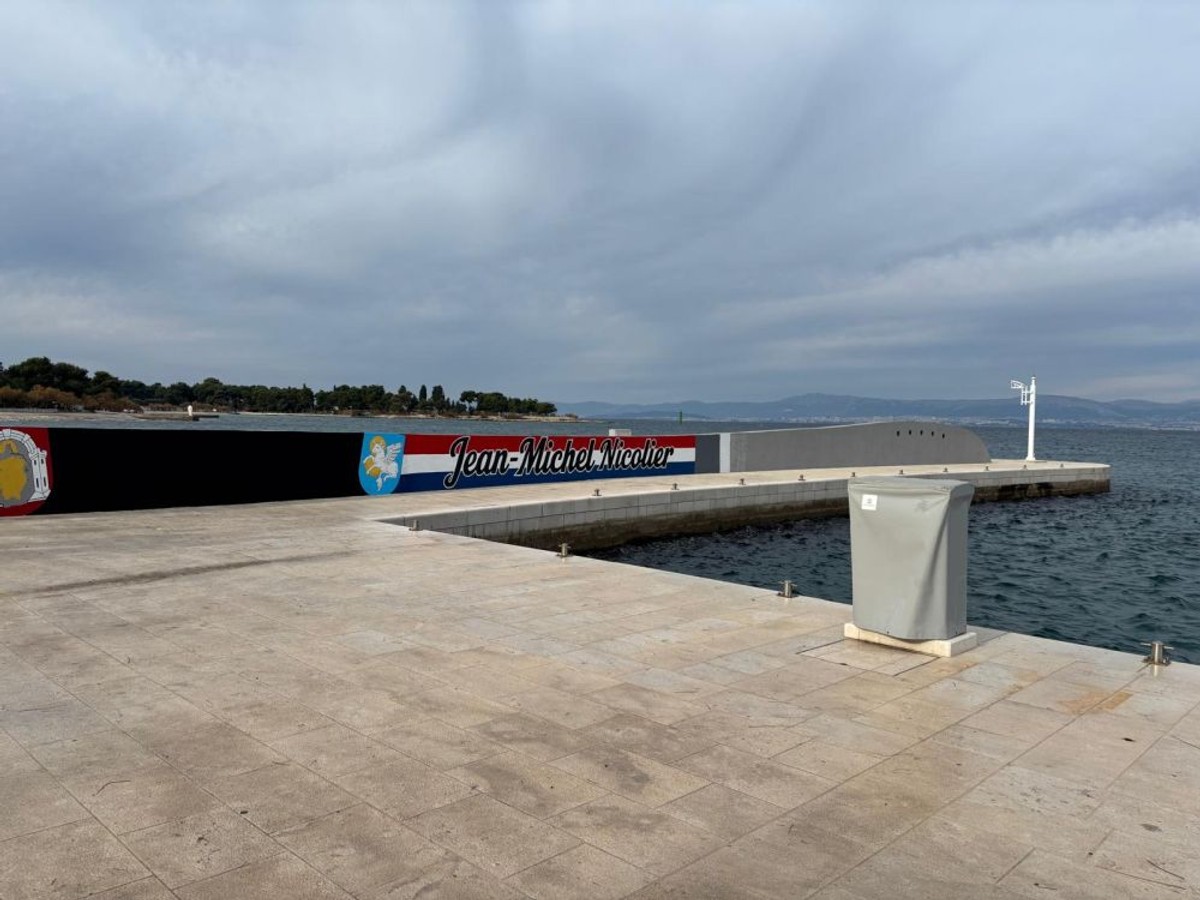 Drama zbog murala u Supetru, interventna policija došla iz Splita: 'Ovo što se događa preslika je stanja u državi'