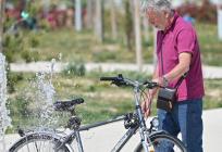 POTEKLA VODA Na Žnjanu konačno proradio sustav navodnjavanja. Kreće i spašavanje požutjelog zelenila