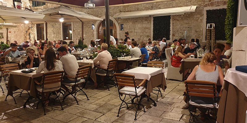 Nešto fino u Portofino restoranu!