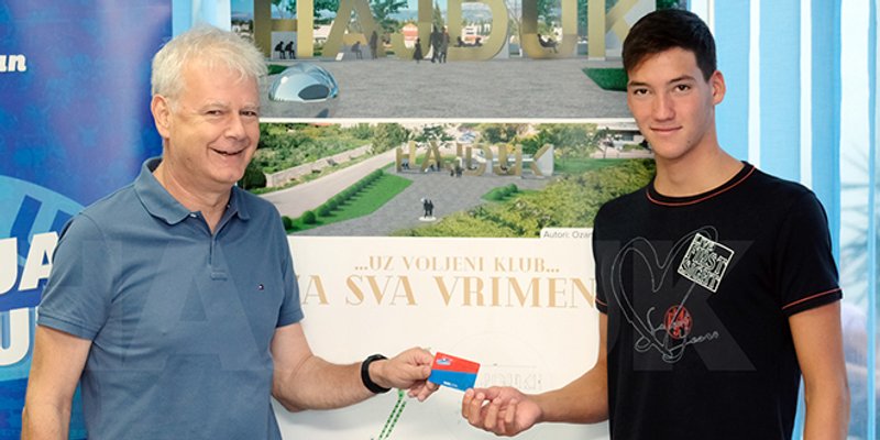 Svjetski juniorski rekorder Franko Grgić se učlanio u Hajduk