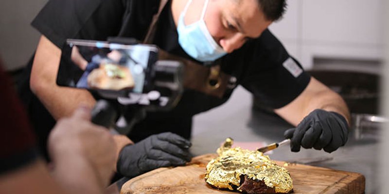 PRVI U HRVATSKOJ Zlatni bifteci u restoranu Coccolo u Trogiru