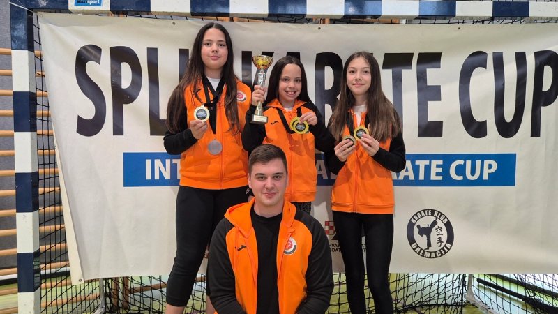 Šibenčani se sa 7. Split karate kupa vratili s medaljama oko vrata