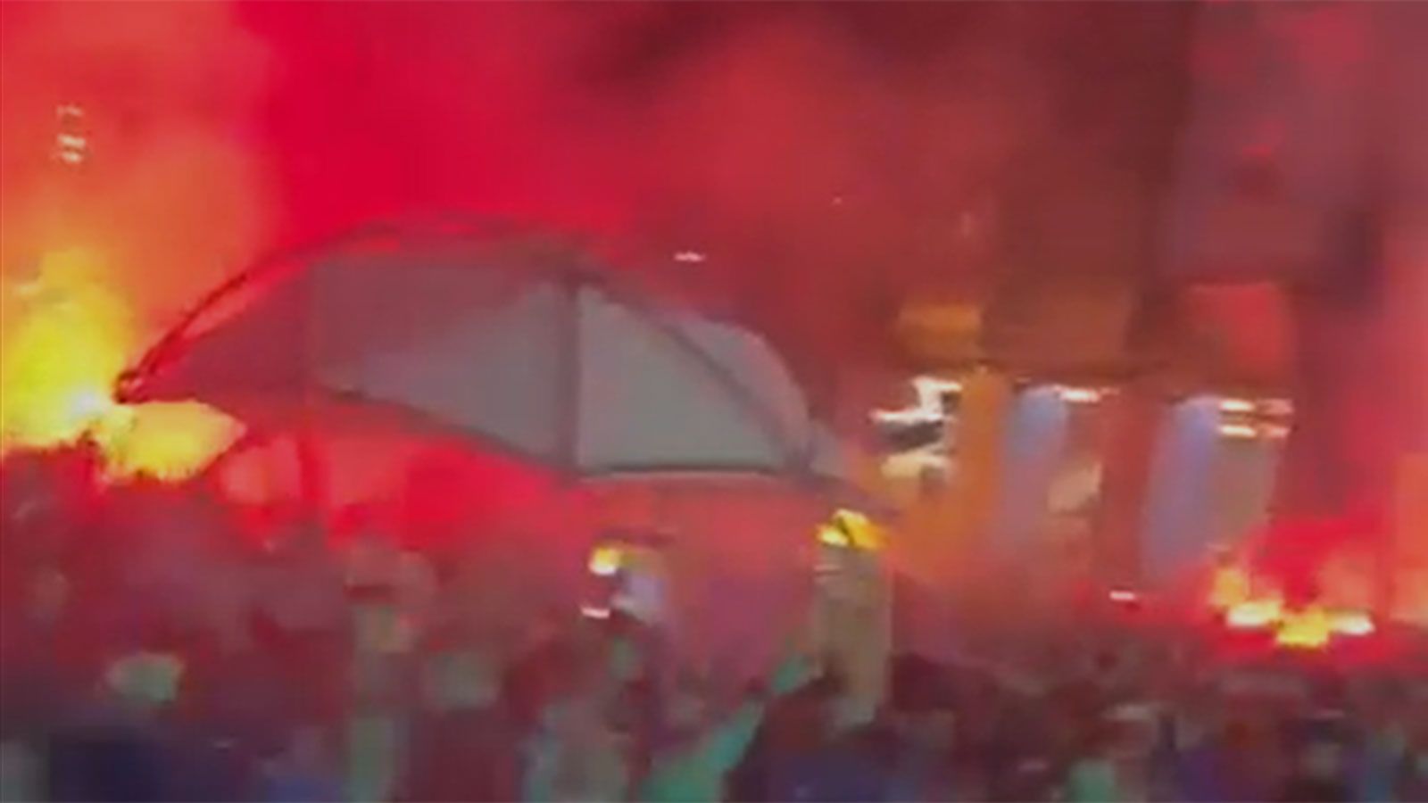VIDEO Sramotne scene, Dinamovi navijači opet slavili uz grozno skandiranje
