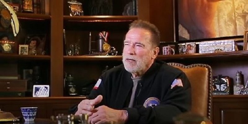 SCHWARZENEGGER SE OBRATIO RUSKIM VOJNICIMA 'Vaši životi su žrtvovani za besmislen rat koji je osudio cijeli svijet'