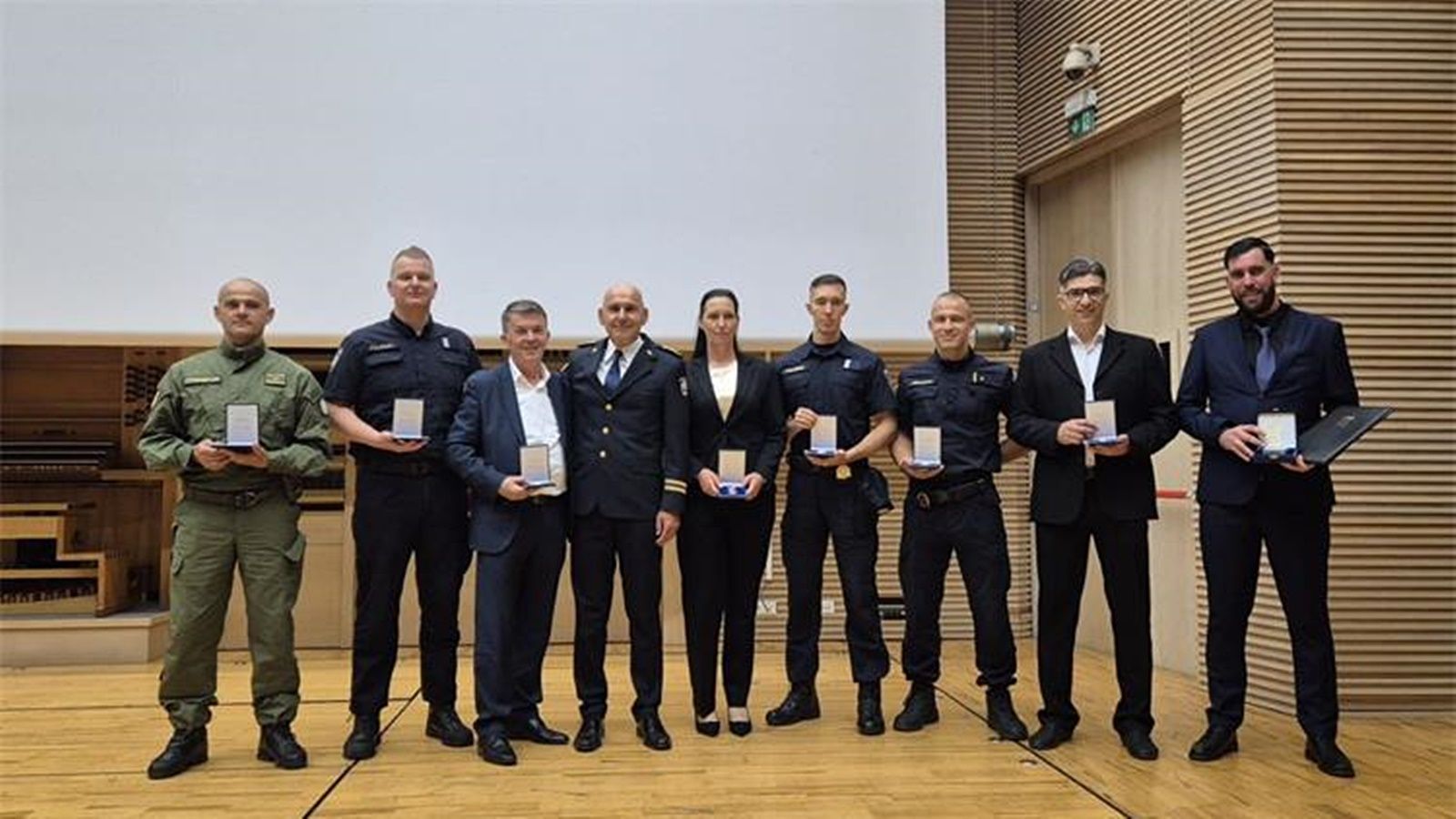 Veliko priznanje za osam splitskih policajaca: Nagrađeni za hrabrost i rezultate