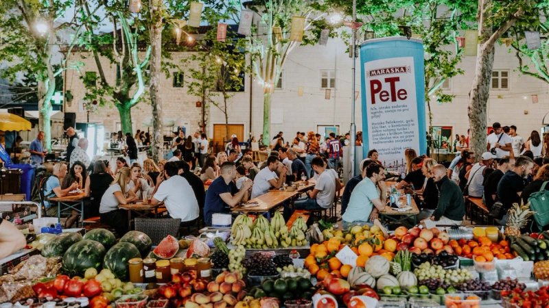 FOTO Počinje PLACe market u Splitu – i to ispred Peškarije