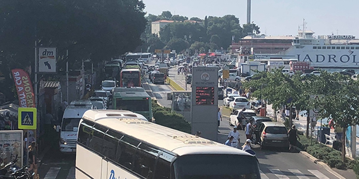 UŽIVO Popodne kroz Zvonimirovu ulicu nema gužve