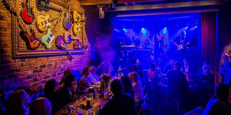 Autentičan party na Dan sv. Patrika u Barake!