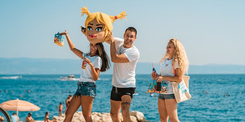 Pipi oduševila ekipu na plaži novim okusima i genijalnim boomboxom!