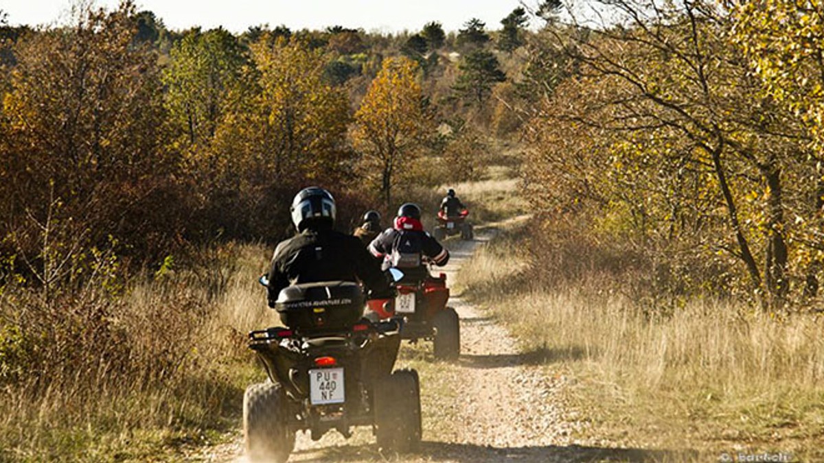 Pokloni mu najluđe Valentinovo na četiri kotača