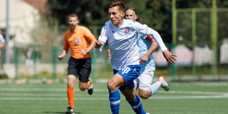 Zbog posebnog pravila jedan igrač juniora Hajduka nema pravo nastupa u Ligi prvaka