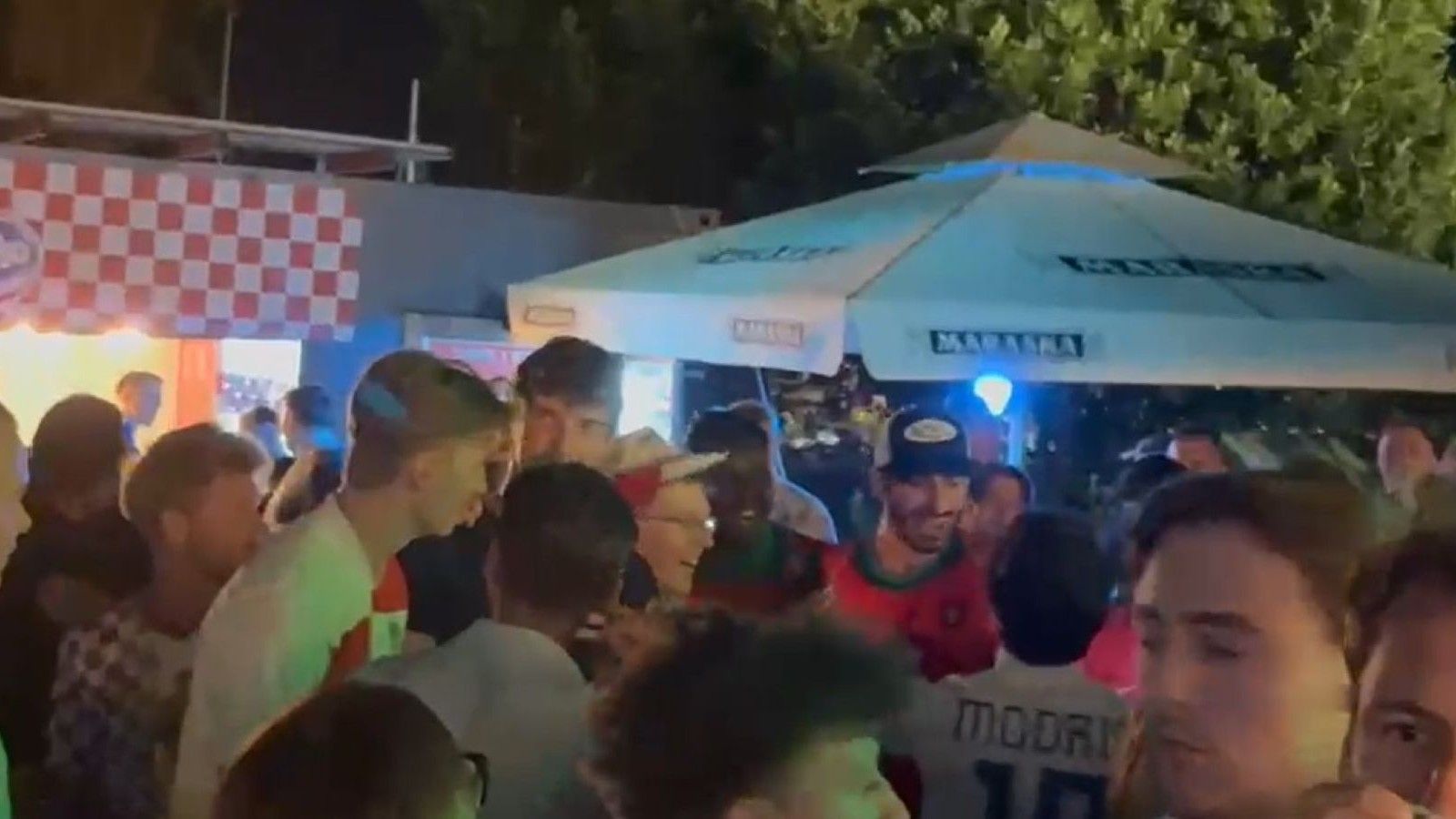 VIDEO: U fan zoni u Splitu slavio se i gol Portugala!