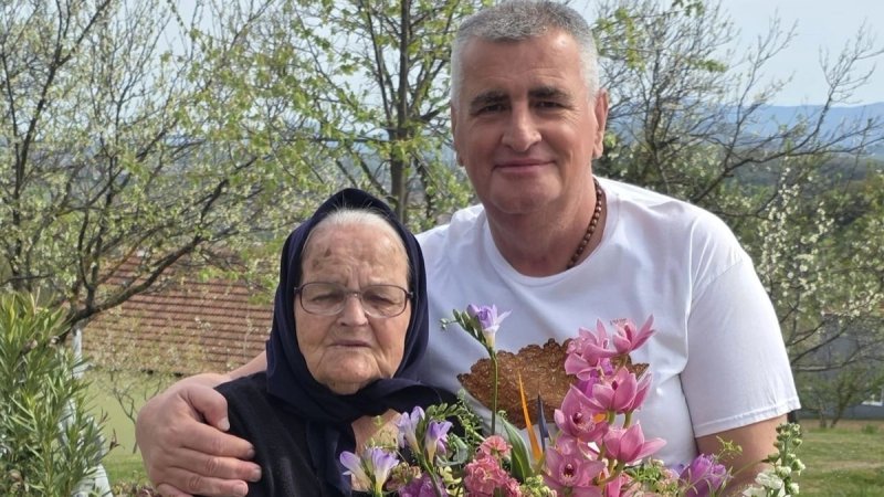 Miro Bulj čestitao rođendan njemu posebnoj osobi