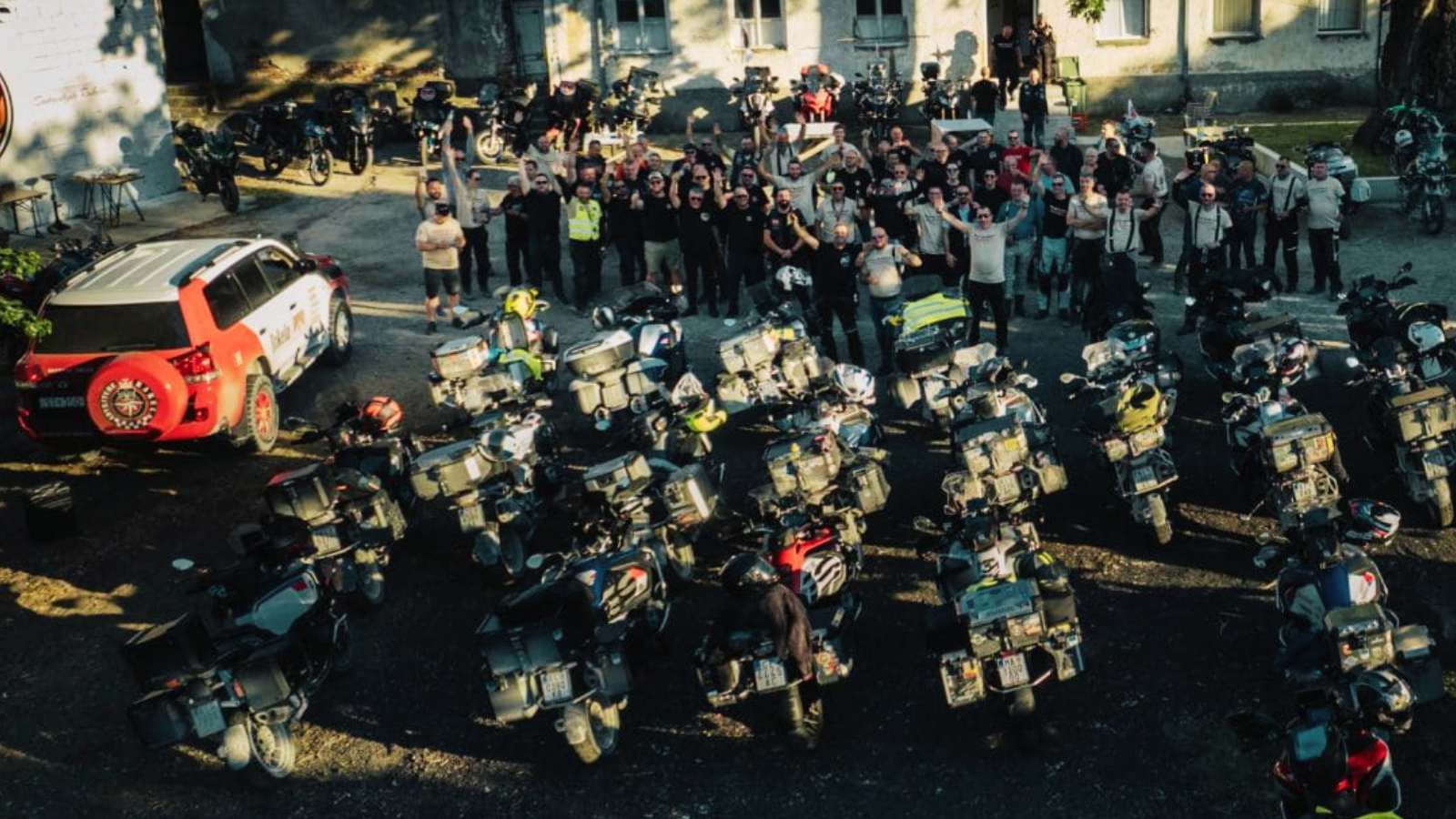 Motoristi, Bradata aukcija i Gastro tražilica putuju kroz pet zemalja!