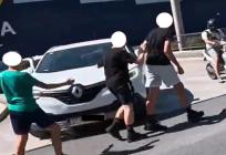 FOTO Automobilom naletjela na djecu na pješačkom prijelazu u Solinu