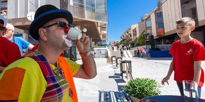 ŠARENKO Upoznajte Veljka Barića i doznajte kakav je život profesionalnog klauna