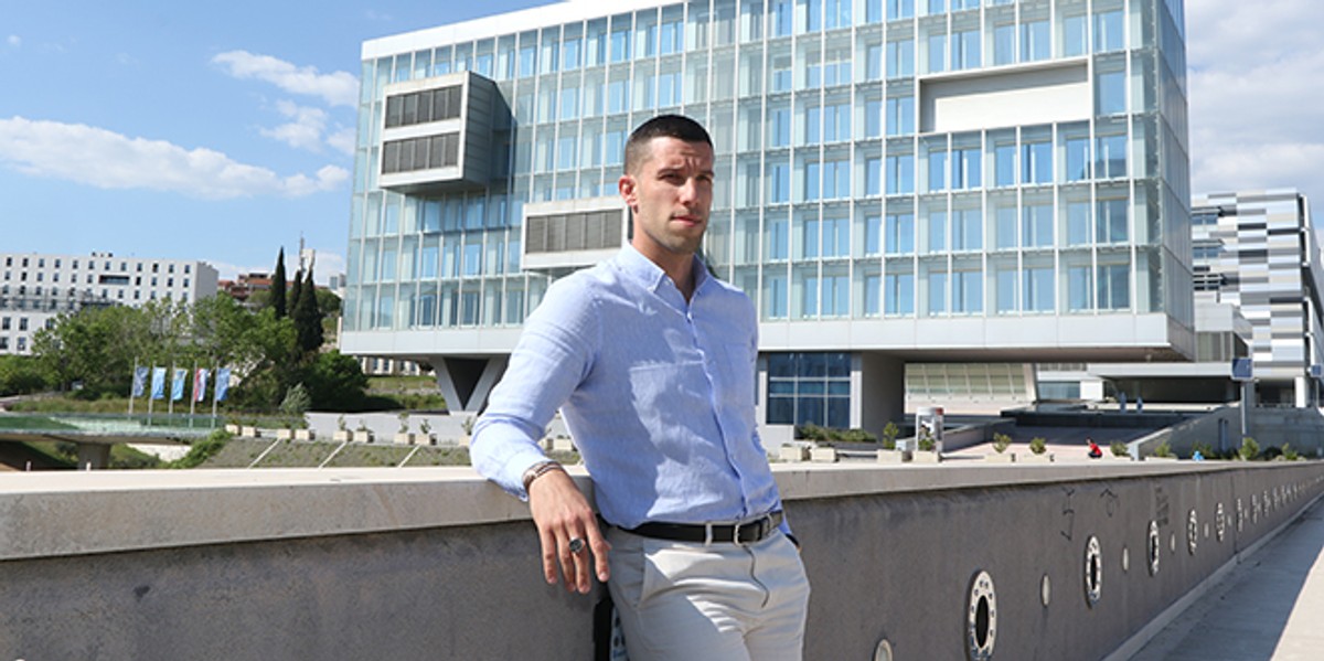 UPISAO DOKTORAT Franko Bilić: Hvala Nacionalu što su me potjerali na okrutan način, okrenuo sam se učenju, a onda se dogodio Diplomus