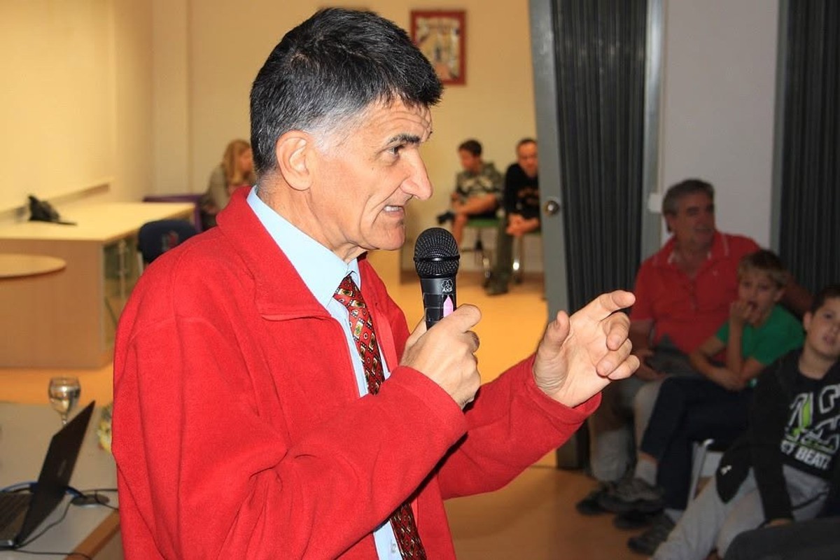 Ante Radonić i Zvjezdano selo Mosor u Imotskom: Večer astronomije na tvrđavi Topana
