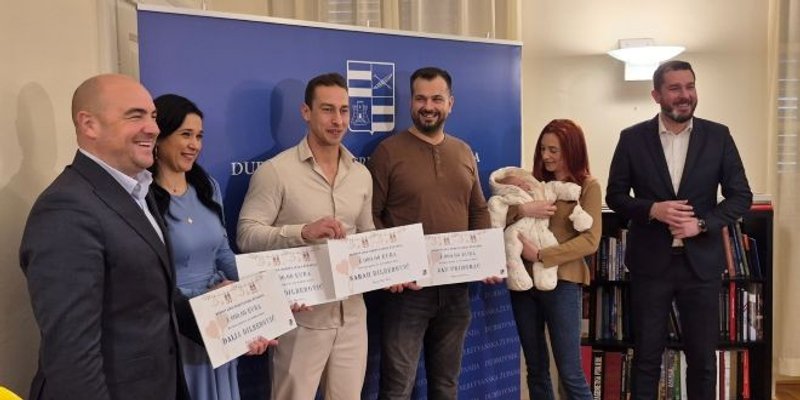 Po 1000 eura za svako novorođeno dijete!