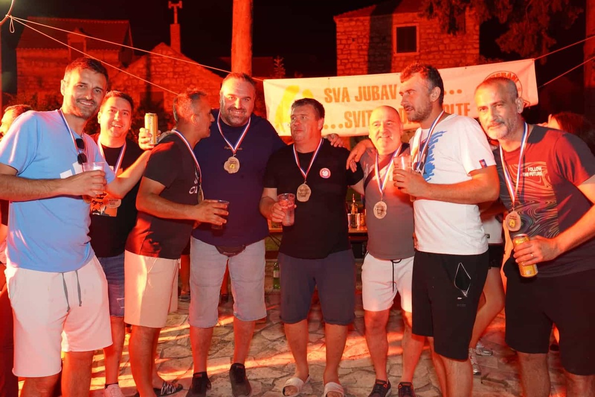 FOTOGALERIJA Pogledajte kako je protekao turnir 'Svit za dicu Šolte', podršku pružio i Mario Pašalić