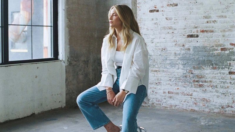FOTO: IZAKOVA je svoj novi denim odvela na ulice New Yorka
