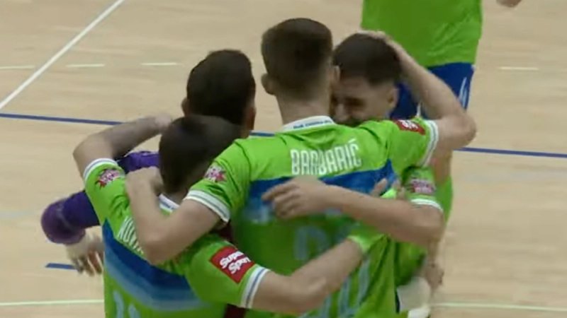 Rijeka na domaćem parketu svladala Omišane i povela u finalnoj seriji