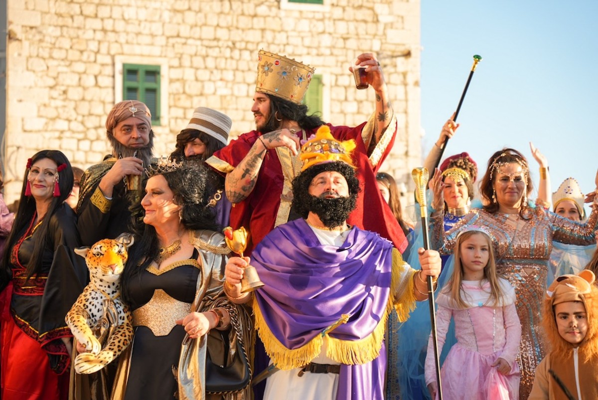 Maškare u Makarskoj