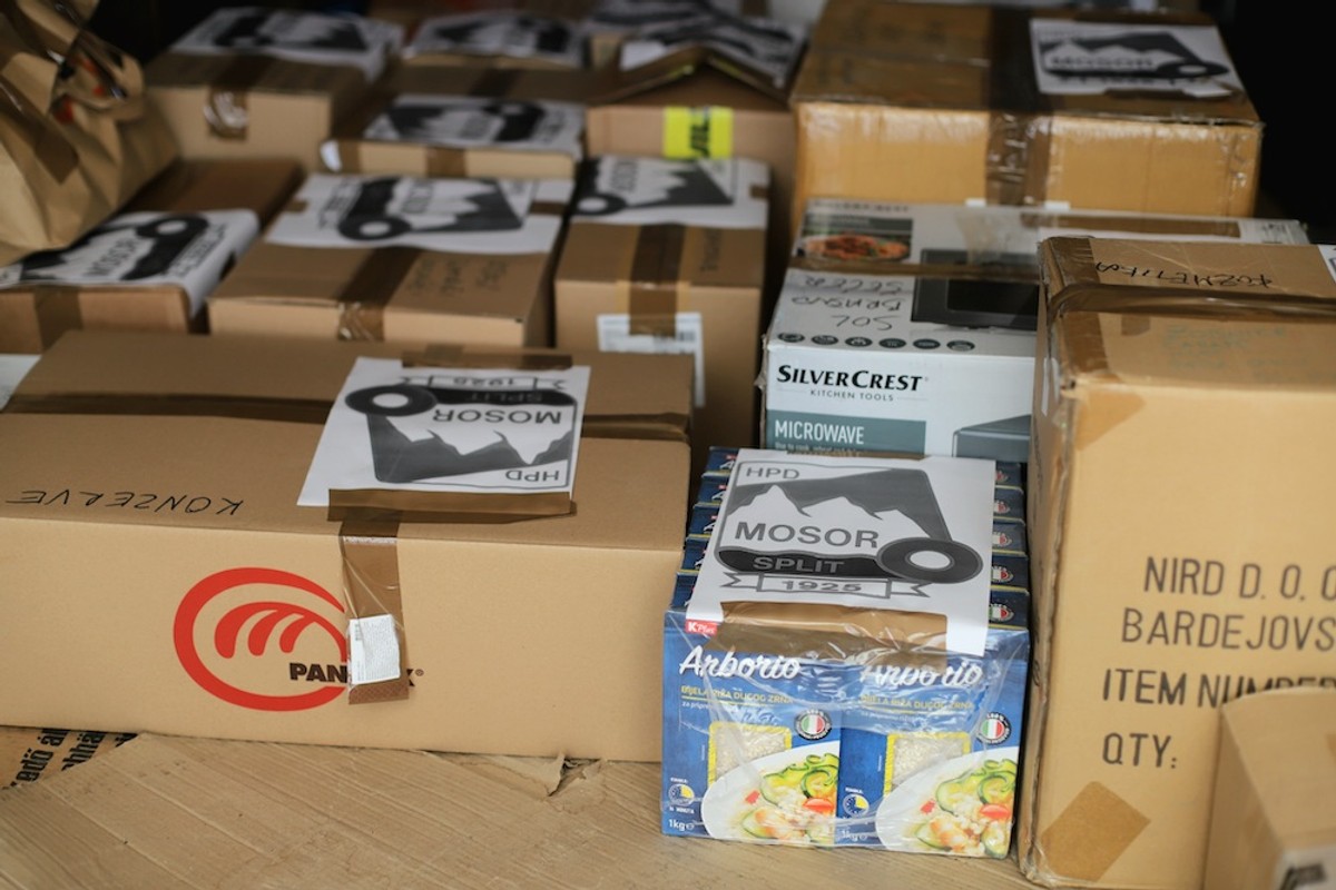 Tone hrane za splitske beskućnike | foto: Veljko Martinović i Ivica Čavka