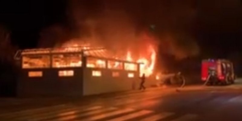 Vlasnik makarskog restorana Ivo: 'Šteta je milijunska, sve nam je izgorjelo osim kužine'