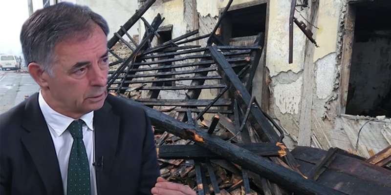 DALMATINSKI BRANITELJI: 'Pupovac i u potresu broji krvna zrnca!'