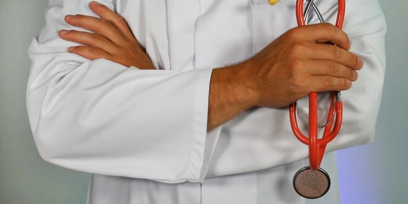 OPREZ! Ne nasjedajte na pozive lažnih liječnika