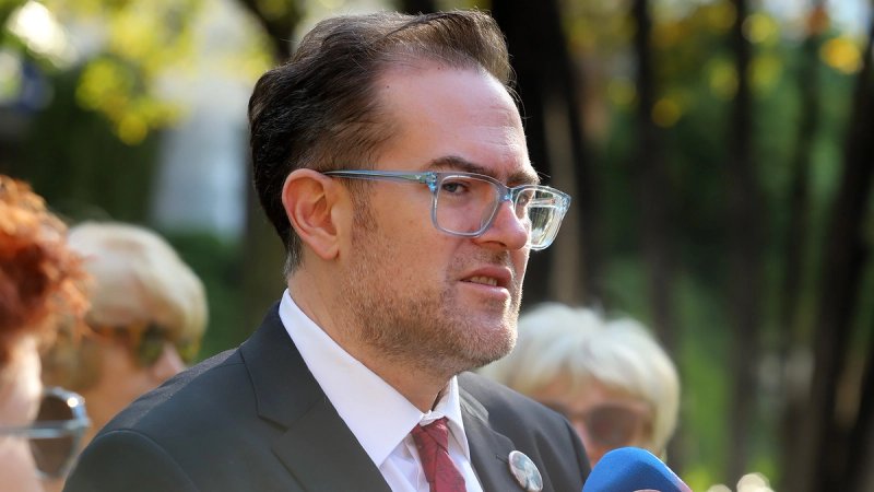 Barbir Plenkoviću: Vrijede li stečena prava samo za velike investitore ili i za male iznajmljivače?