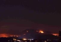 Dinara i dalje gori: Pogled iz Vrlike otkriva razmjere požara
