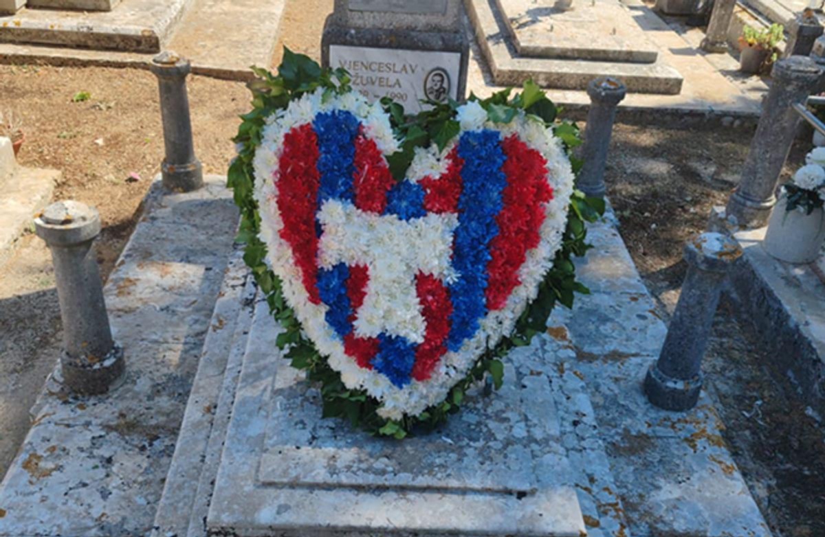 Hajduk, Naš Hajduk i Torcida na posljednjim počivalištima Žuvele, Žanetića i Olivera