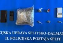 Pronašli mu marihuanu, a pretresom stana otkrili još gotovo 600 grama droge