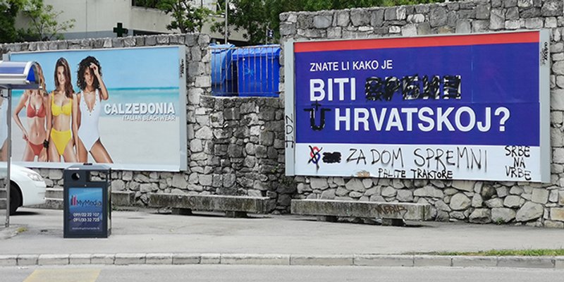 ZNATE LI KAKO JE BITI SRBIN U HRVATSKOJ? Plakat SDSS-a u Splitu osvanuo s natpisima NDH, za dom spremni, Srbe na vrbe i palite traktore