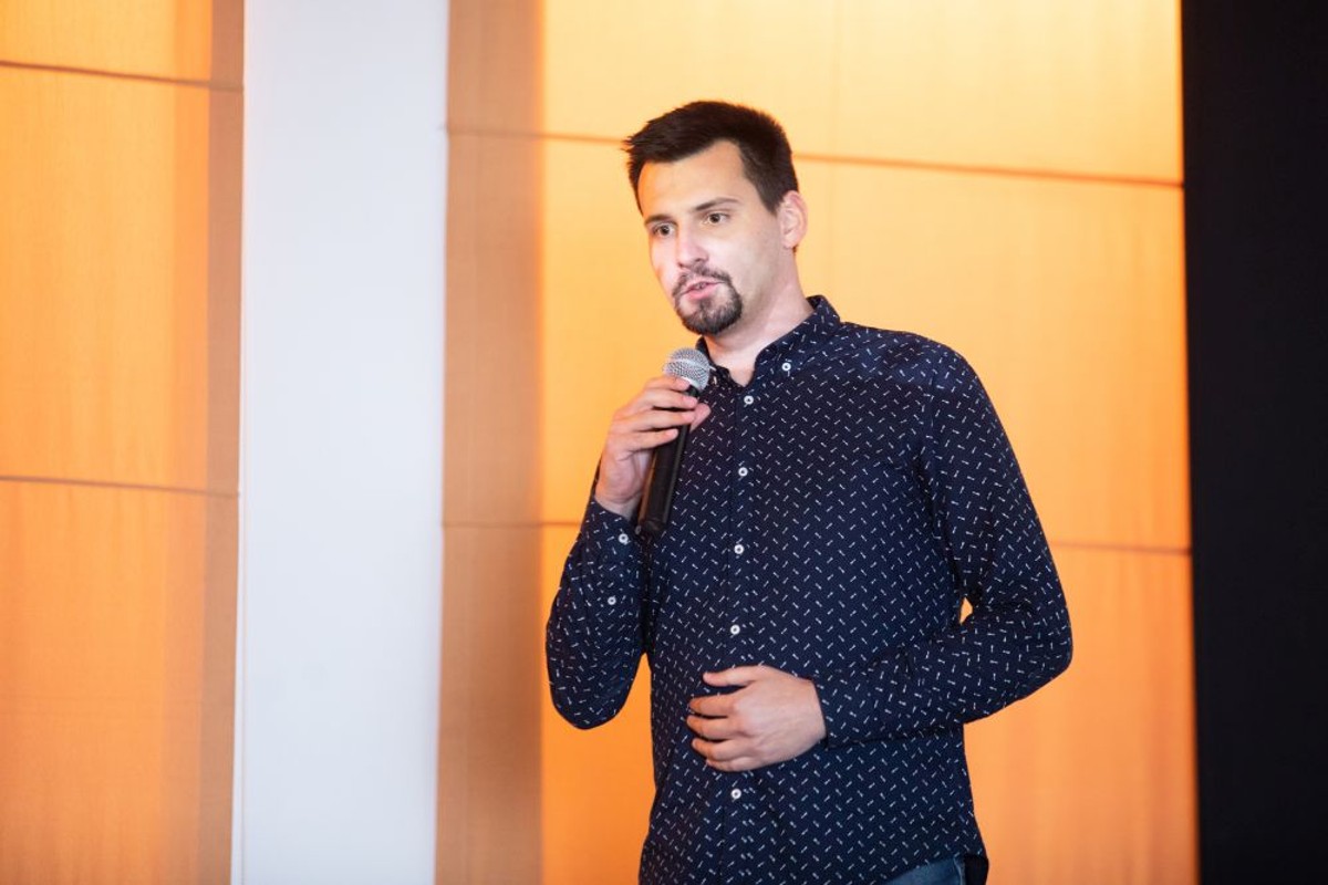 Tribina 'Živim u Getu, parkiram na Marsu' | Foto: Milan Šabić