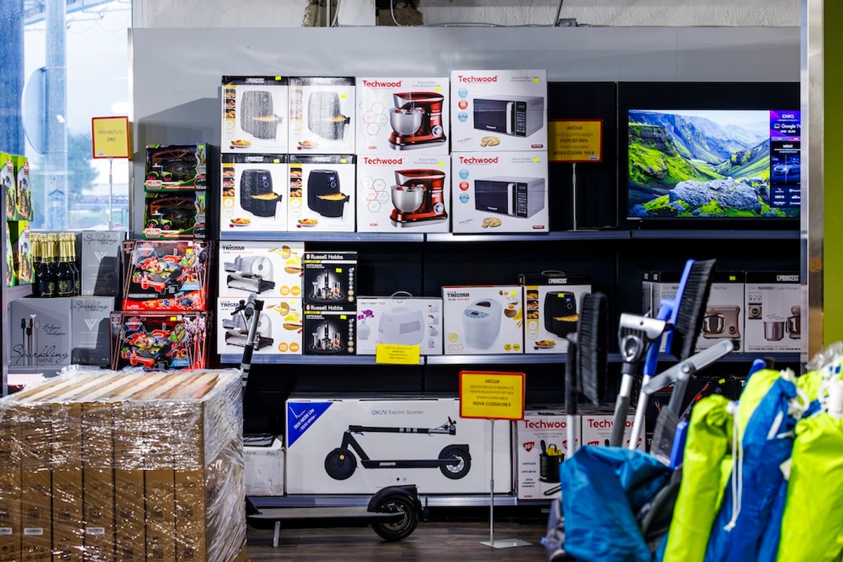 Best Price u Kaštelima opet ruši rekorde: 4K televizori od 169 eura, a evo što je još brutalno sniženo